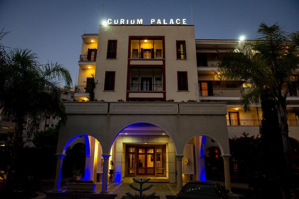 Curium Palace Hotel Лимасол Екстериор снимка